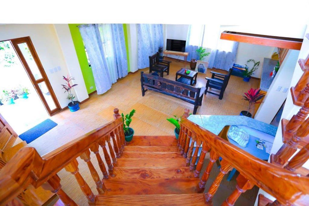 Hillside Villa Basco Bagian luar foto
